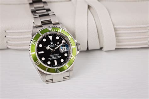 rolex kermit sharp vs flat 4|Rolex kermit specs.